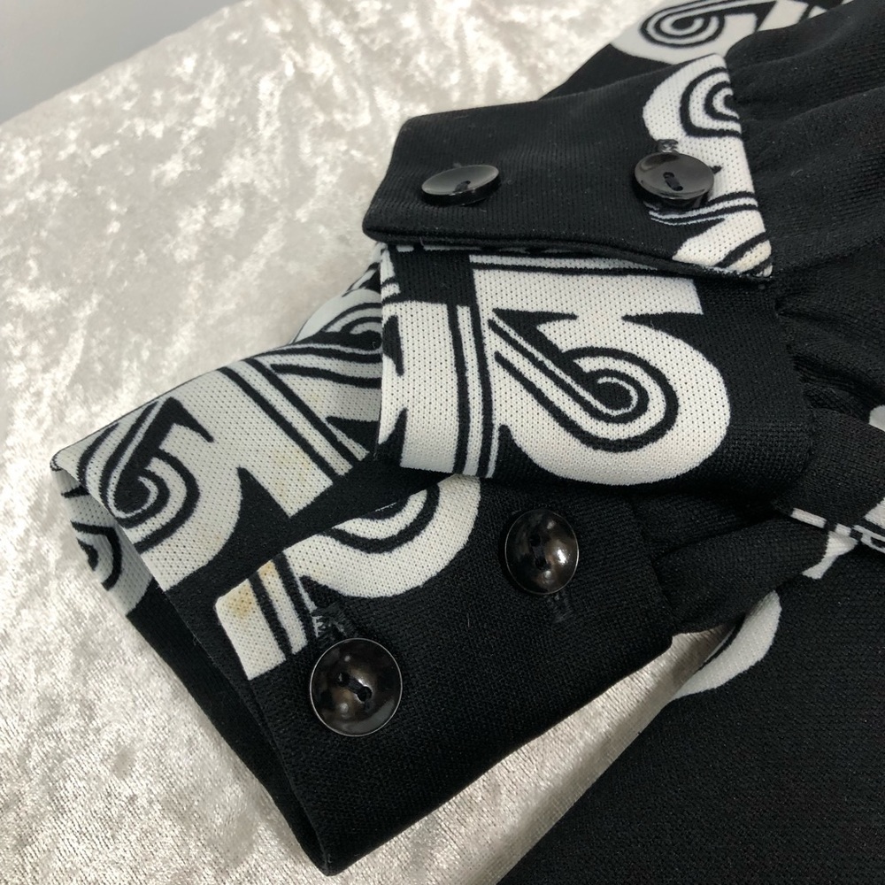 Vintage shirt dress made in California geometric black white long sleeve - Picture 10 of 16